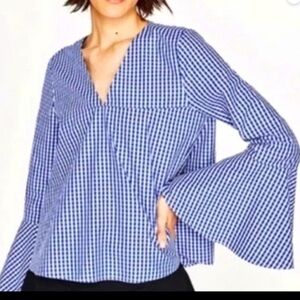 Zara blue and white gingham flared top with bell sleeves. Women’s size medium